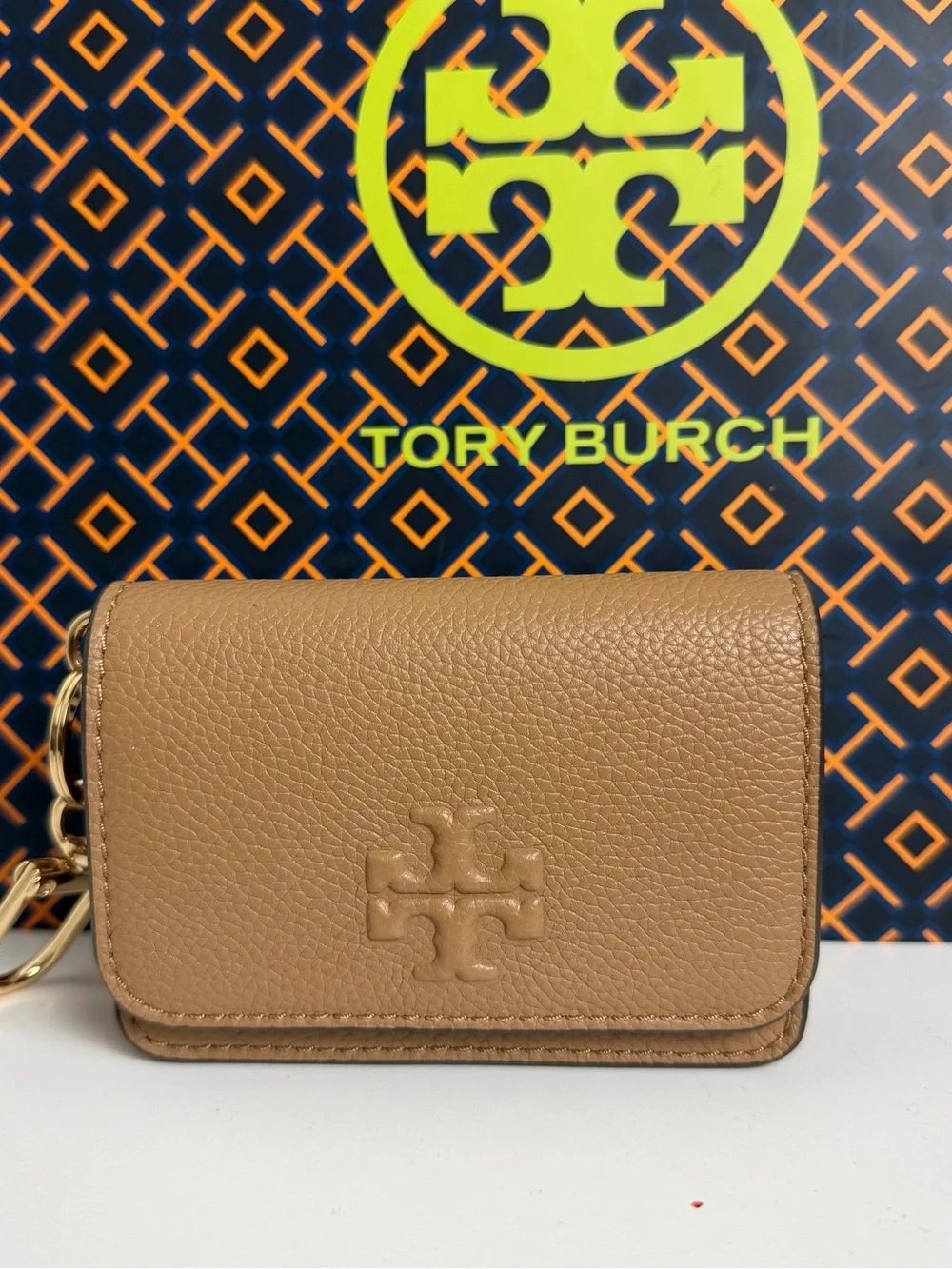 Tory Burch compact pebbled
